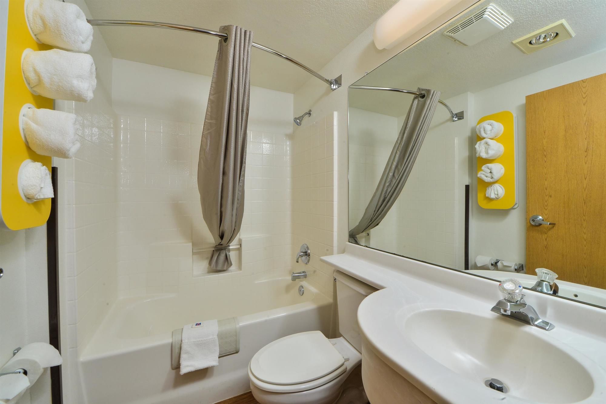 Motel 6 Meridian ID