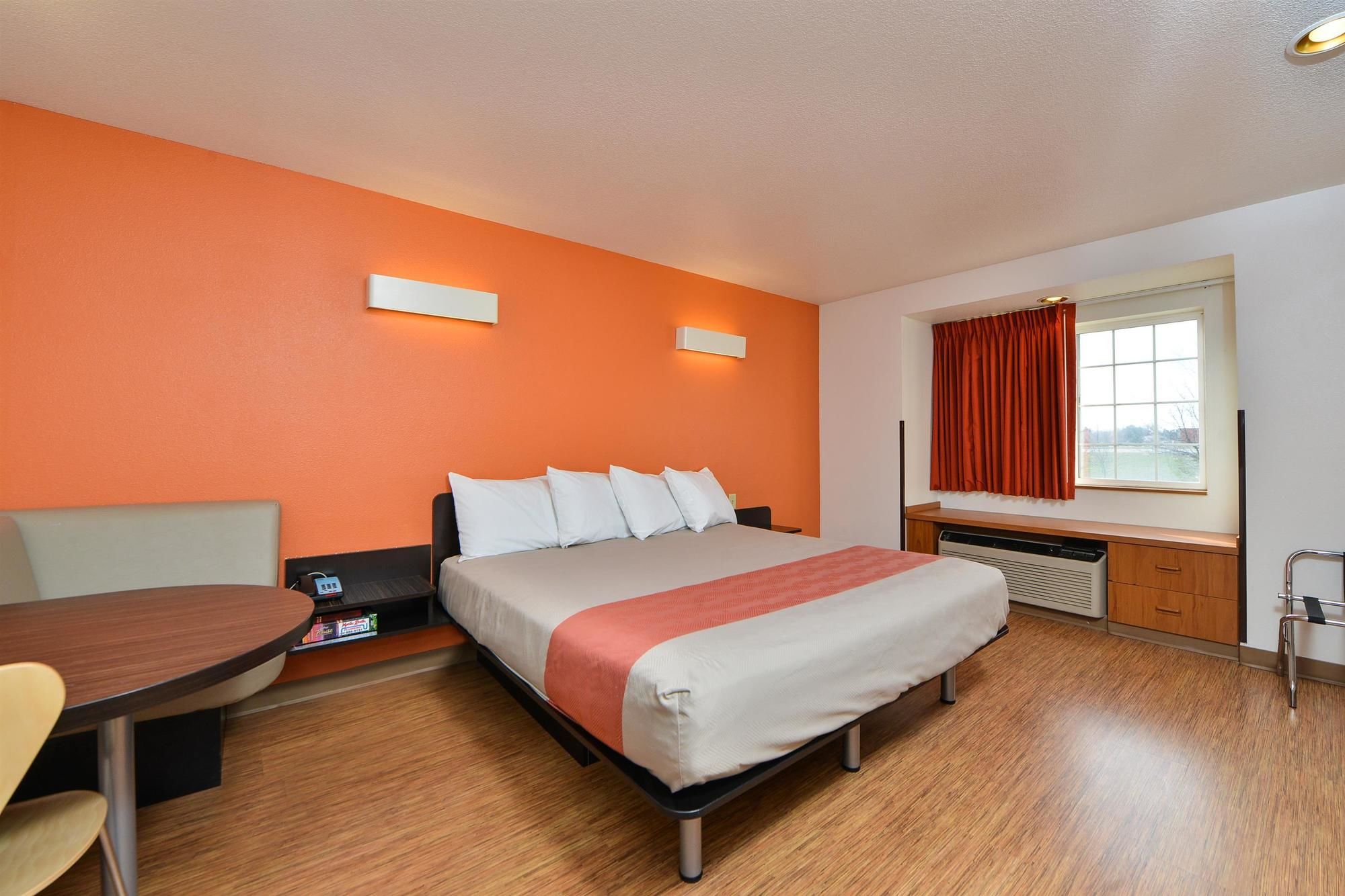 Motel 6 Meridian ID