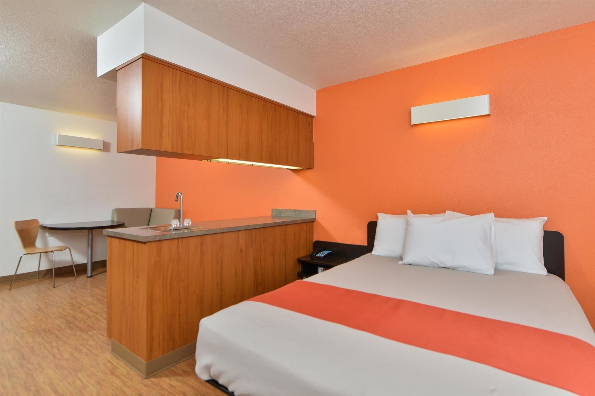 Motel 6 Meridian ID