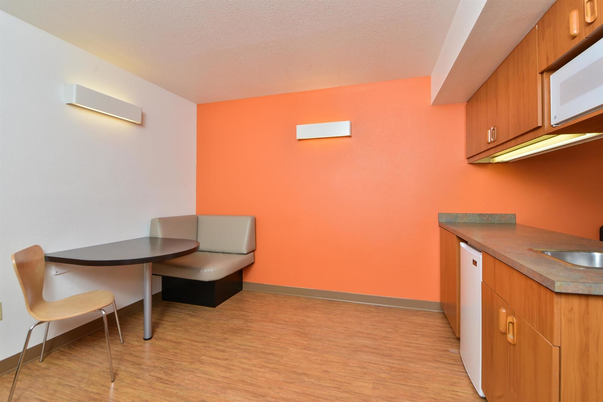 Motel 6 Meridian ID