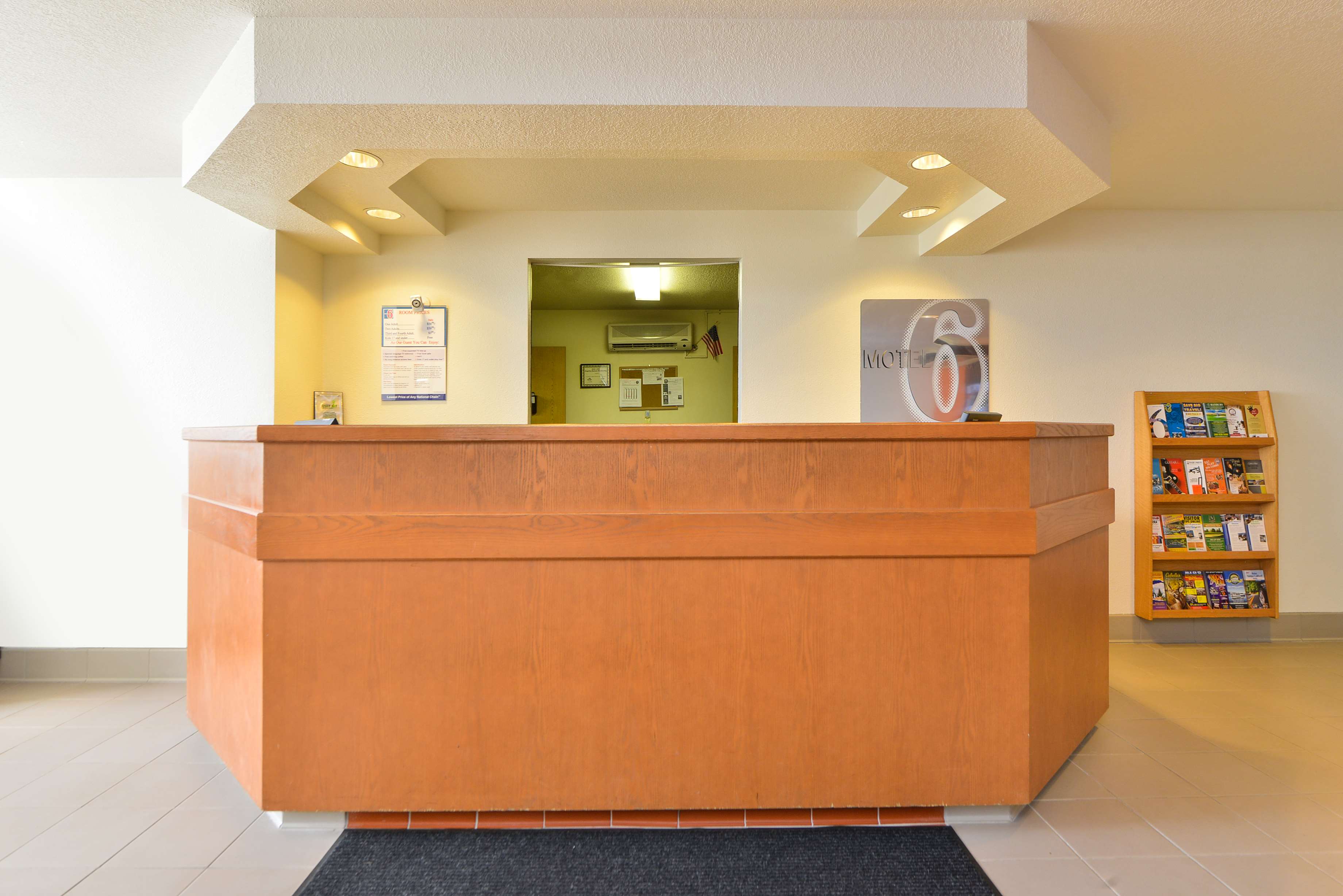 Motel 6 Meridian ID