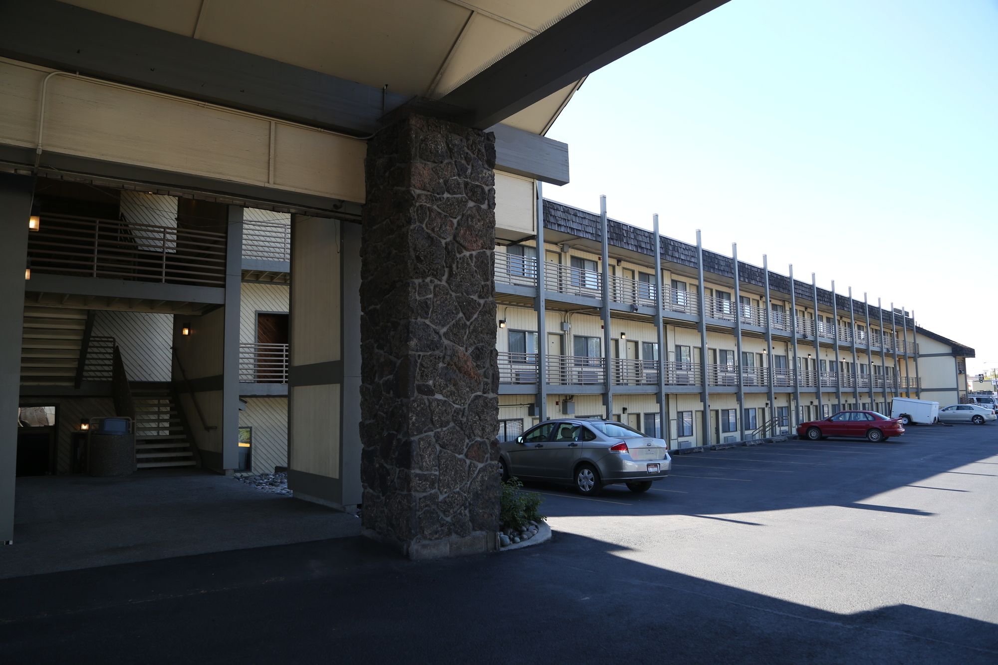 Idaho Inn