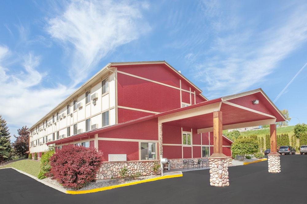 FairBridge Inn & Suites - Moscow/Pullman