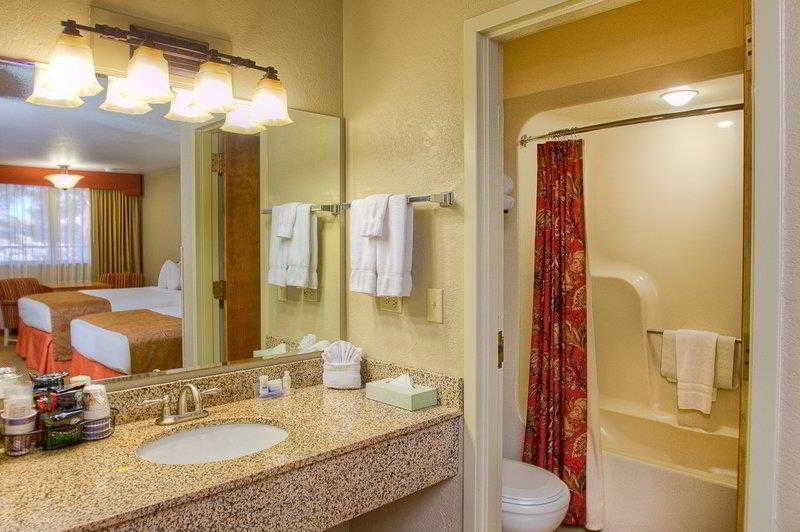 Best Western Foothills Inn