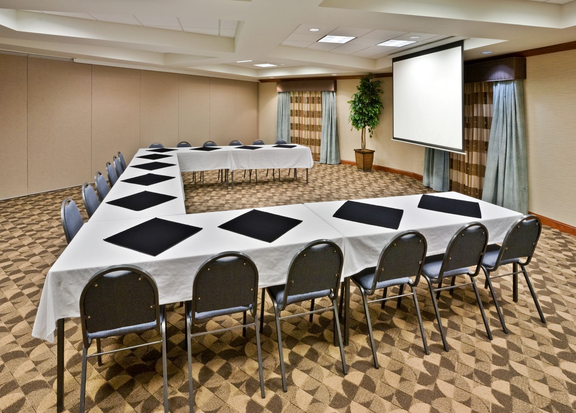 Holiday Inn Express Nampa