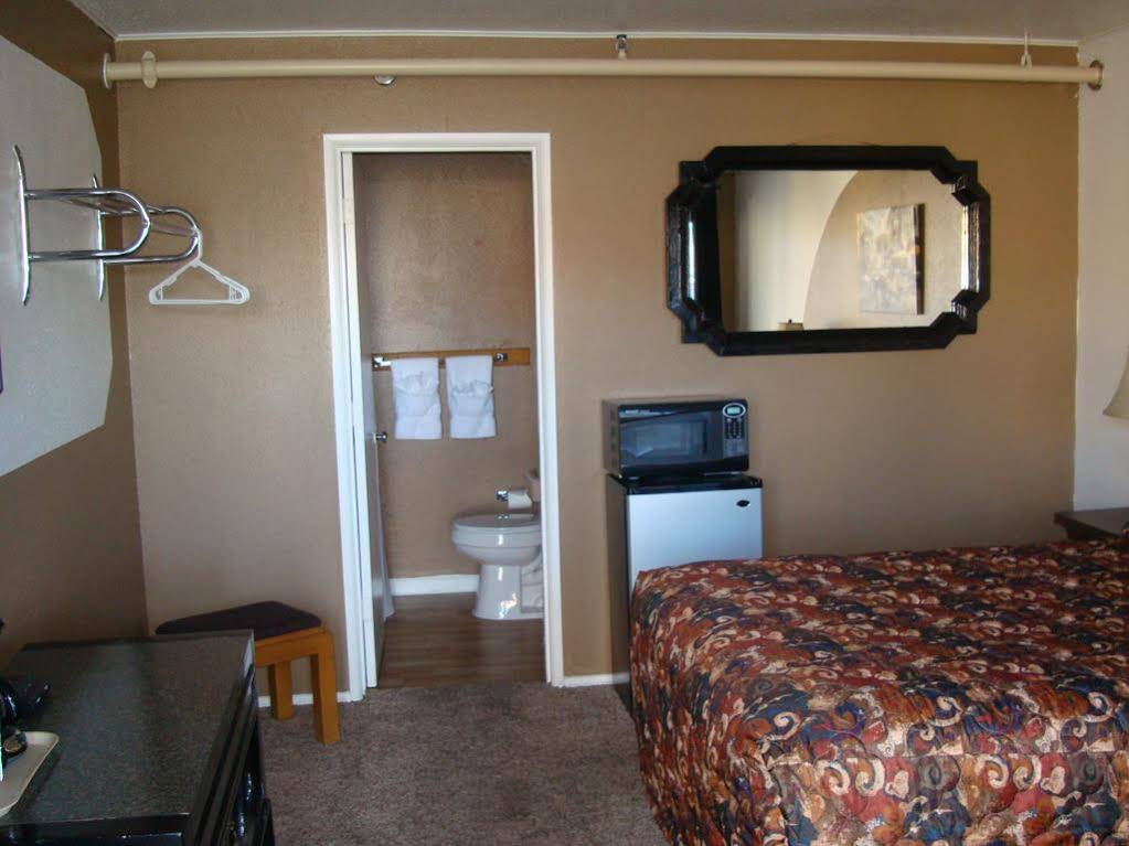 Nampa Downtown Inn