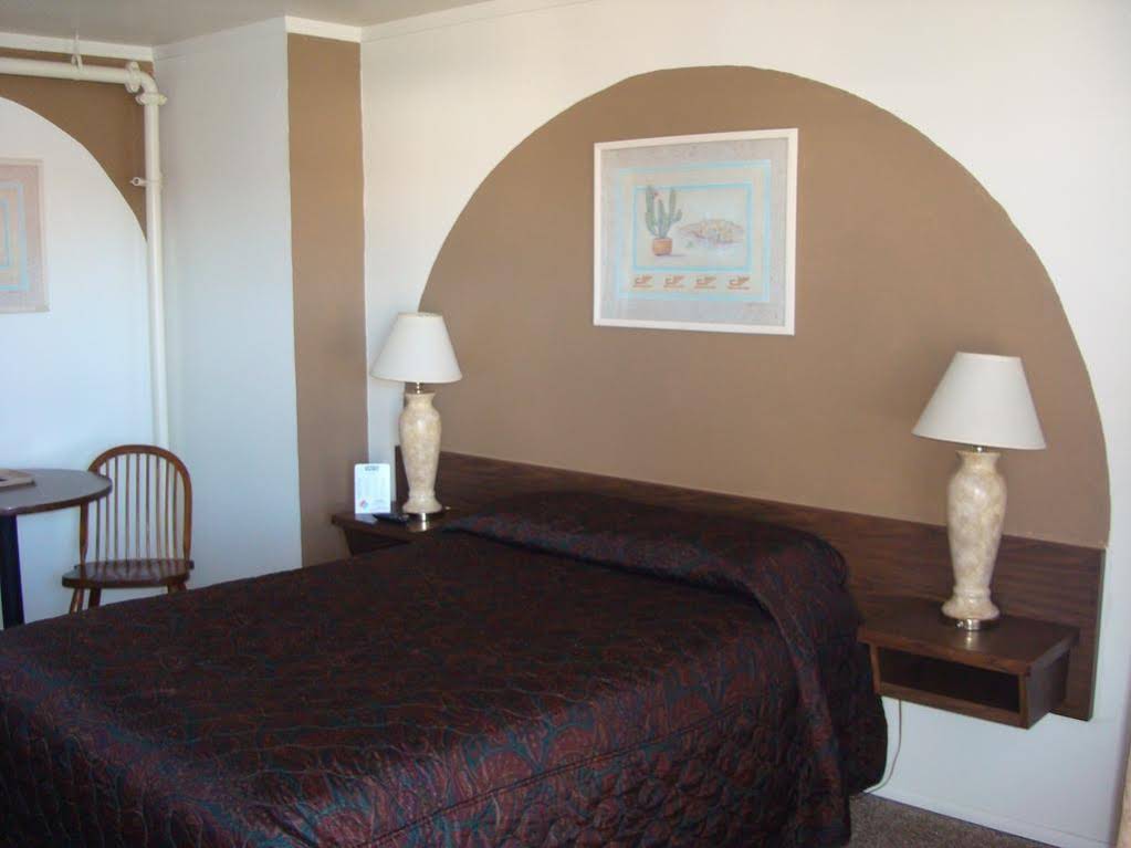Nampa Downtown Inn