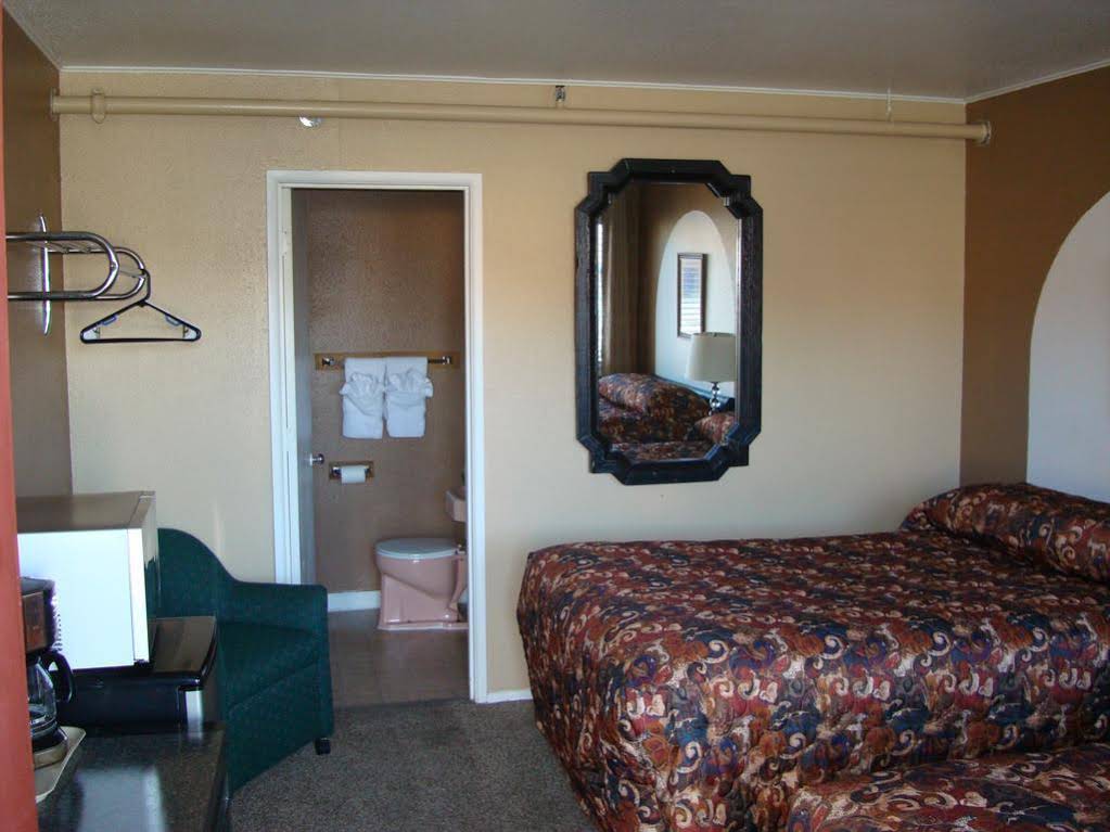 Nampa Downtown Inn