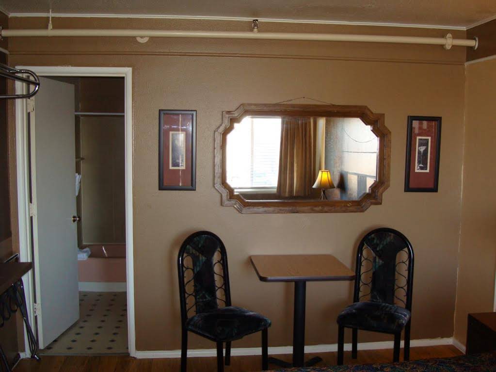 Nampa Downtown Inn