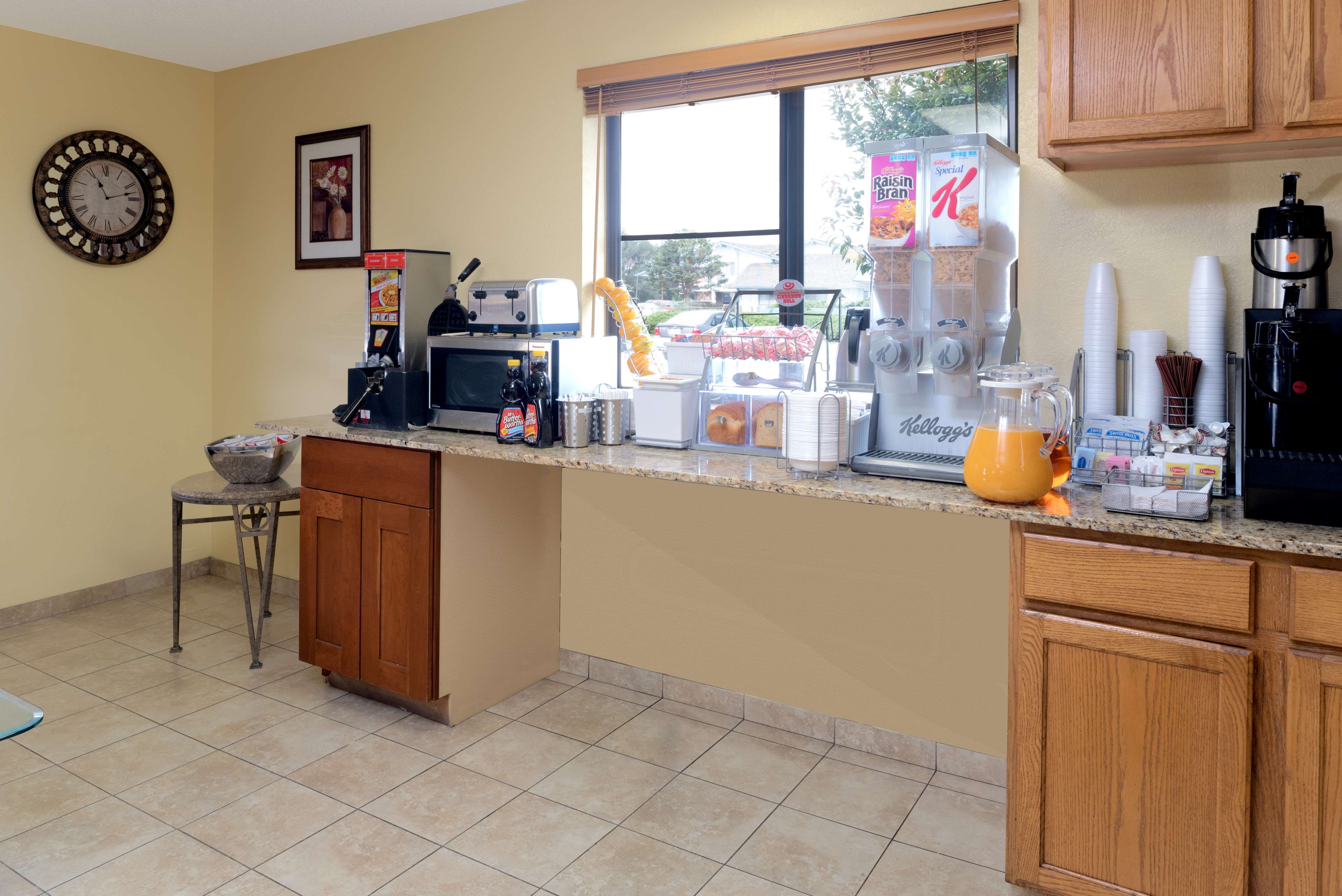 Super 8 by Wyndham Nampa