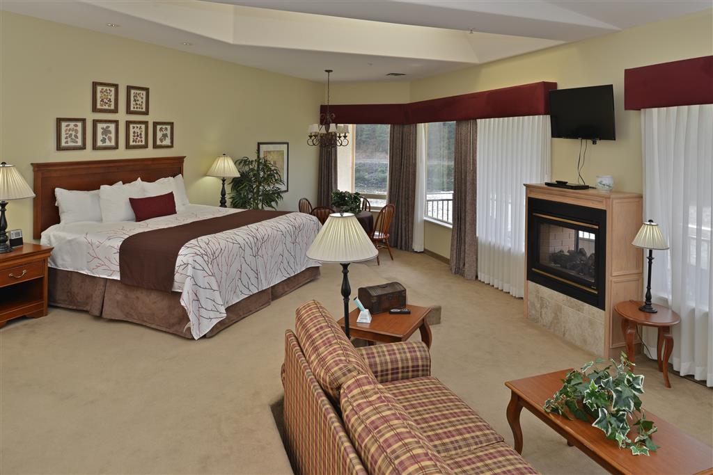 Best Western Lodge at River's Edge