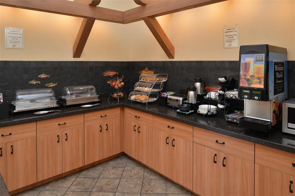 Best Western Lodge at River's Edge