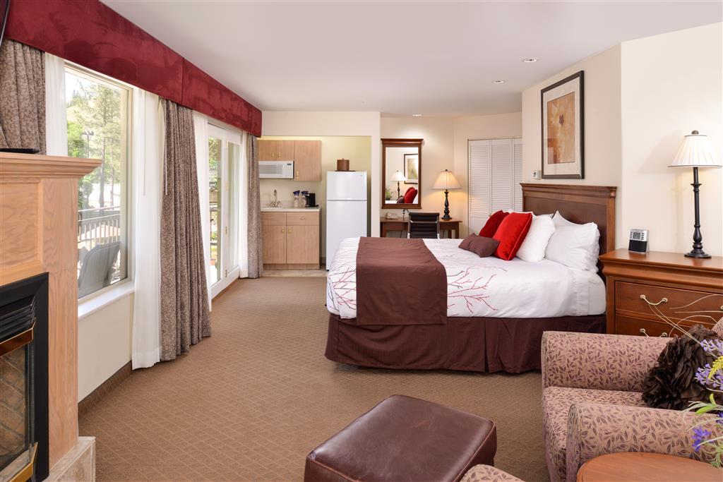 Best Western Lodge at River's Edge