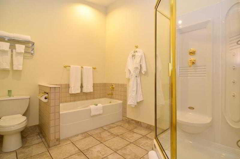 Best Western Lodge at River's Edge