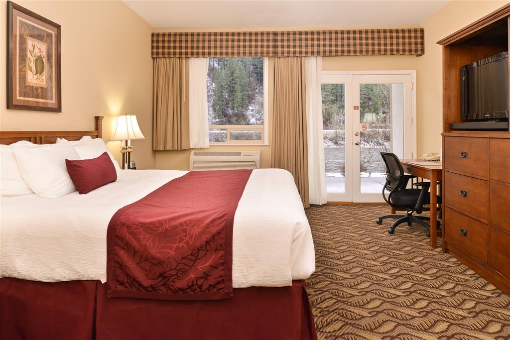 Best Western Lodge at River's Edge