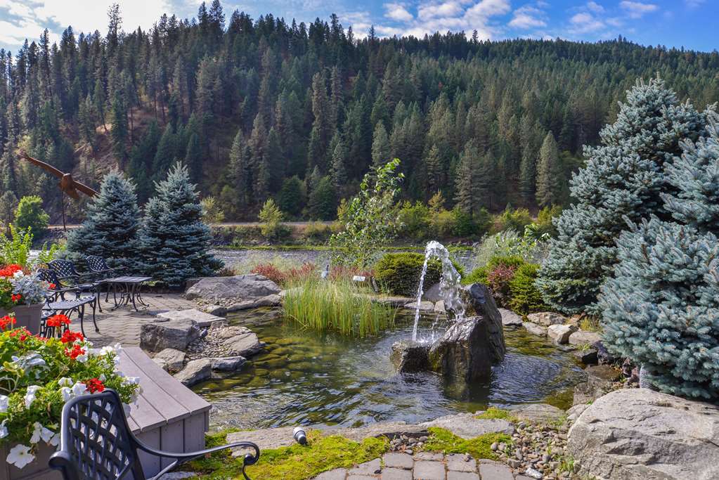 Best Western Lodge at River's Edge