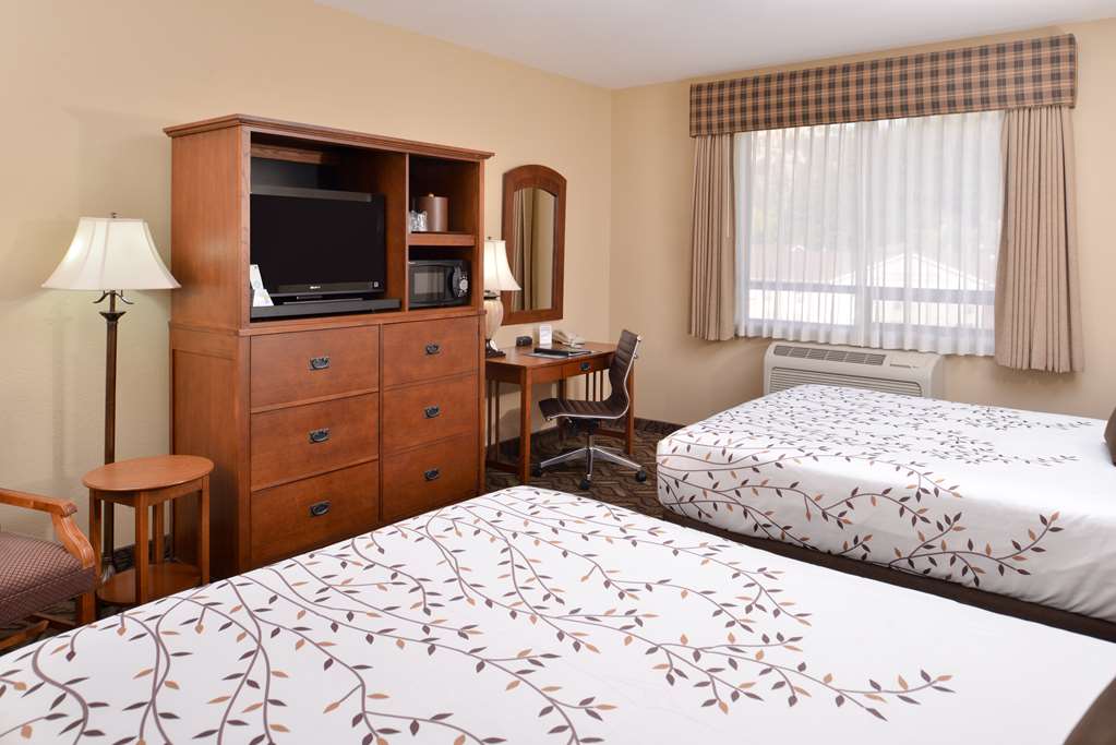 Best Western Lodge at River's Edge