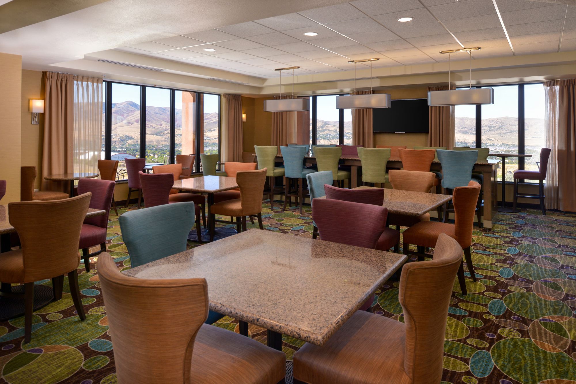 Holiday Inn Express & Suites Pocatello