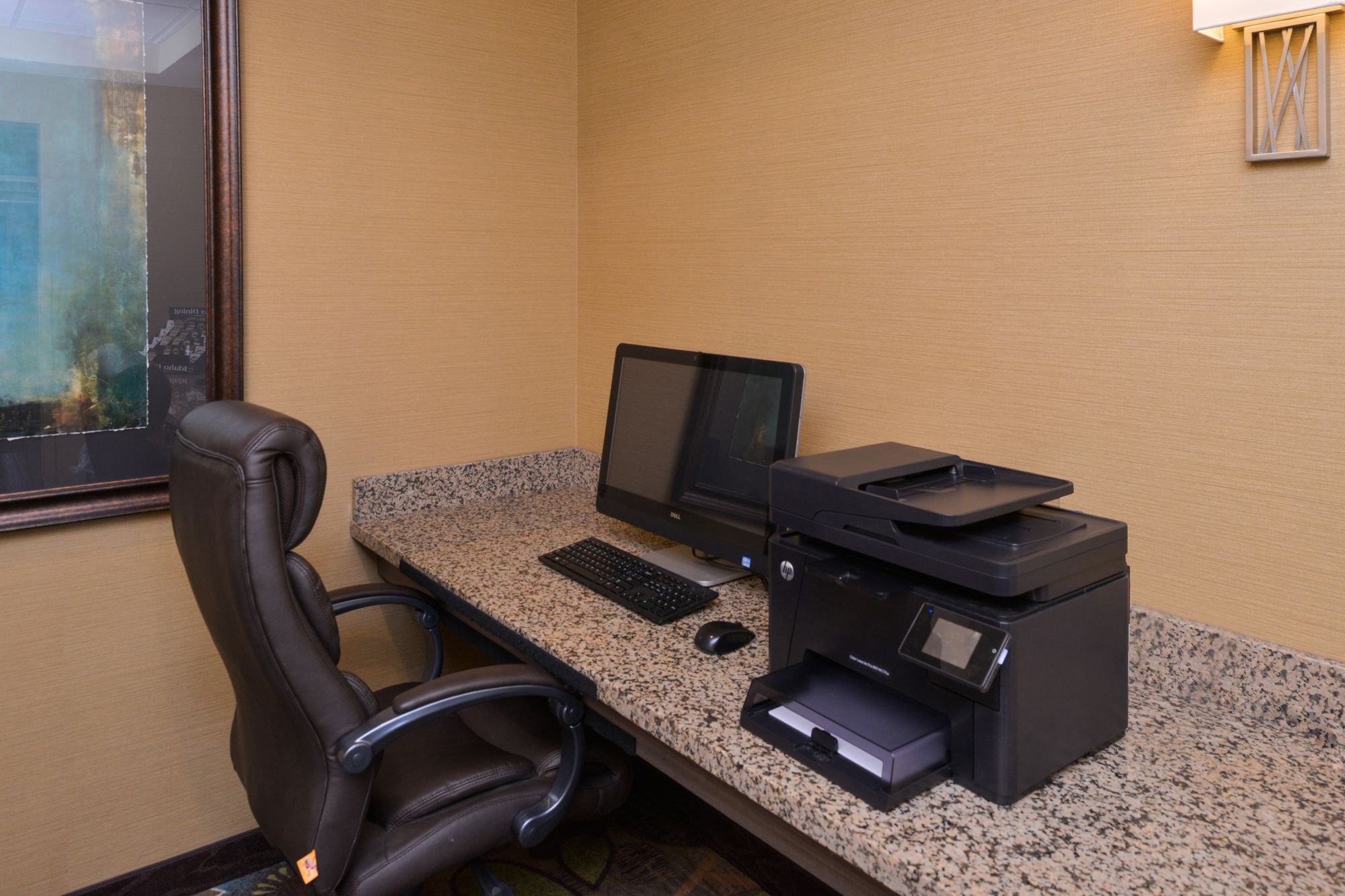 Holiday Inn Express & Suites Pocatello
