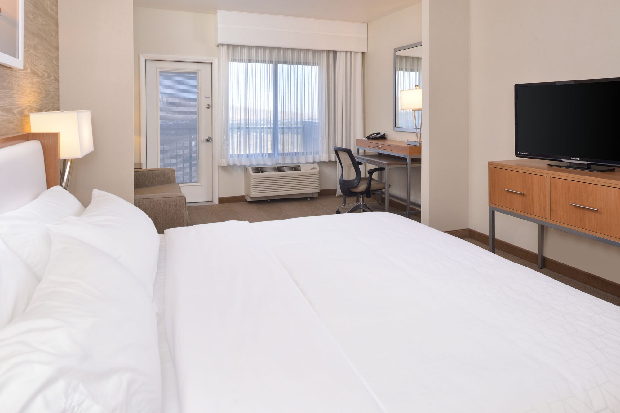 Holiday Inn Express & Suites Pocatello