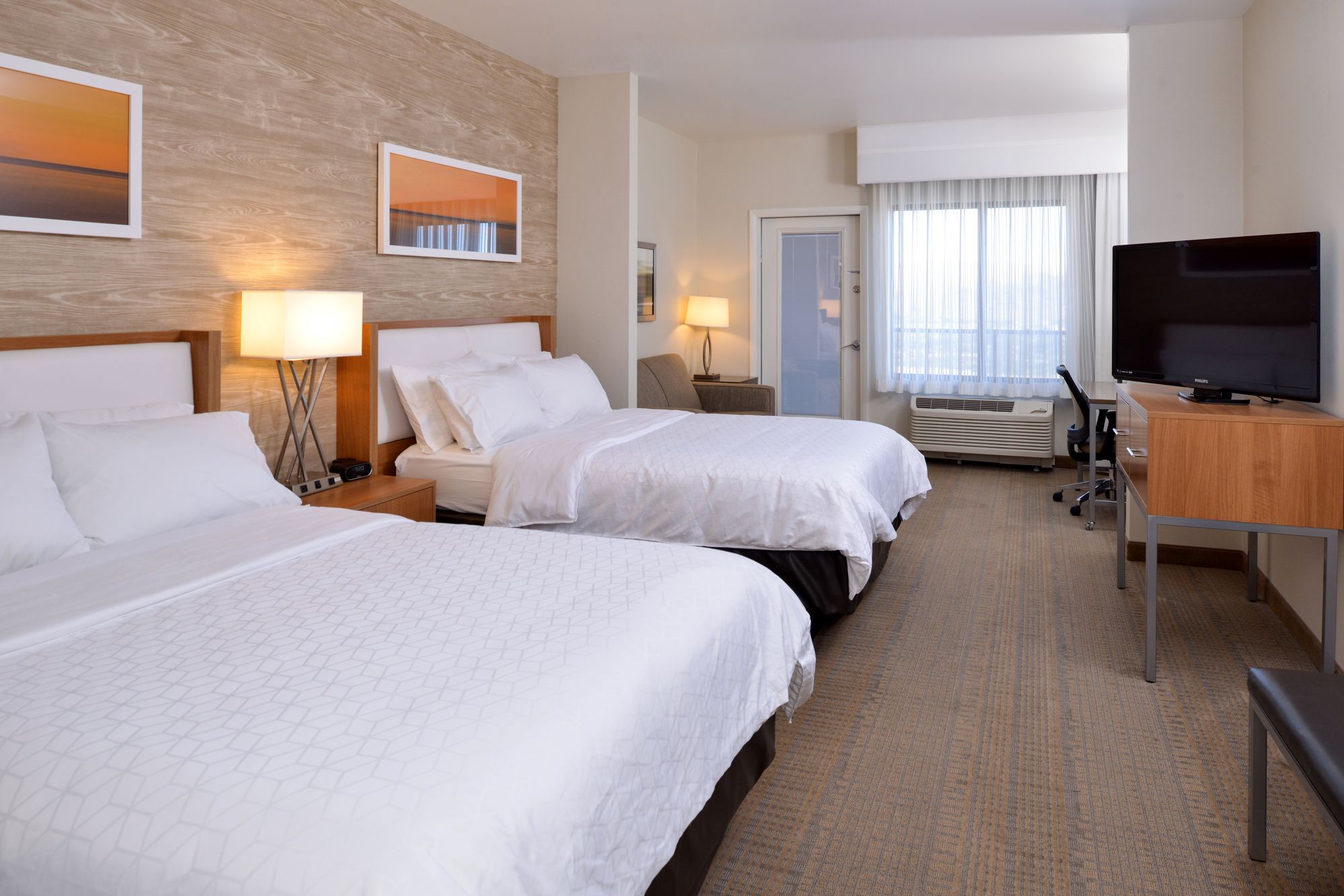 Holiday Inn Express & Suites Pocatello