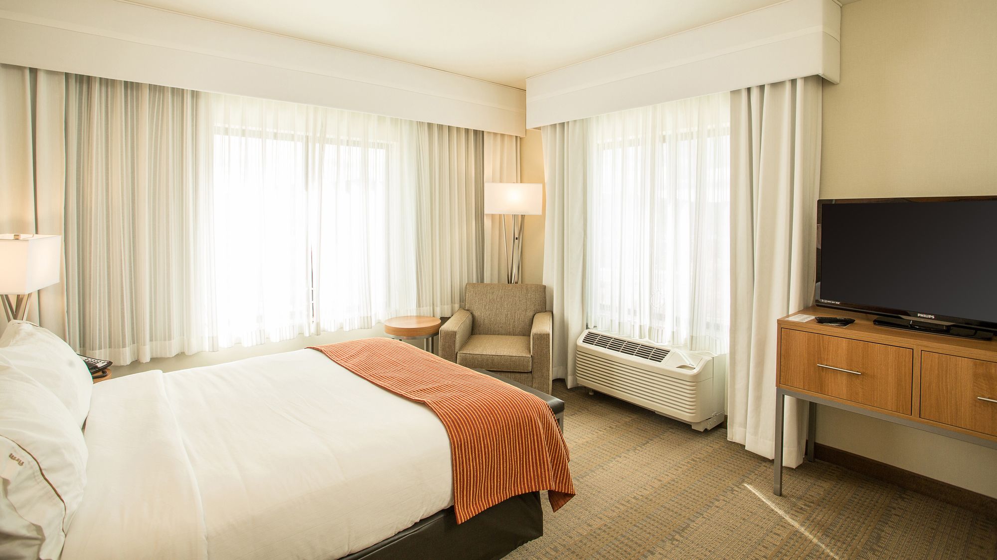 Holiday Inn Express & Suites Pocatello
