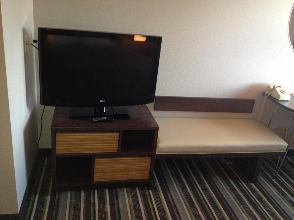 Super 8 by Wyndham Pocatello