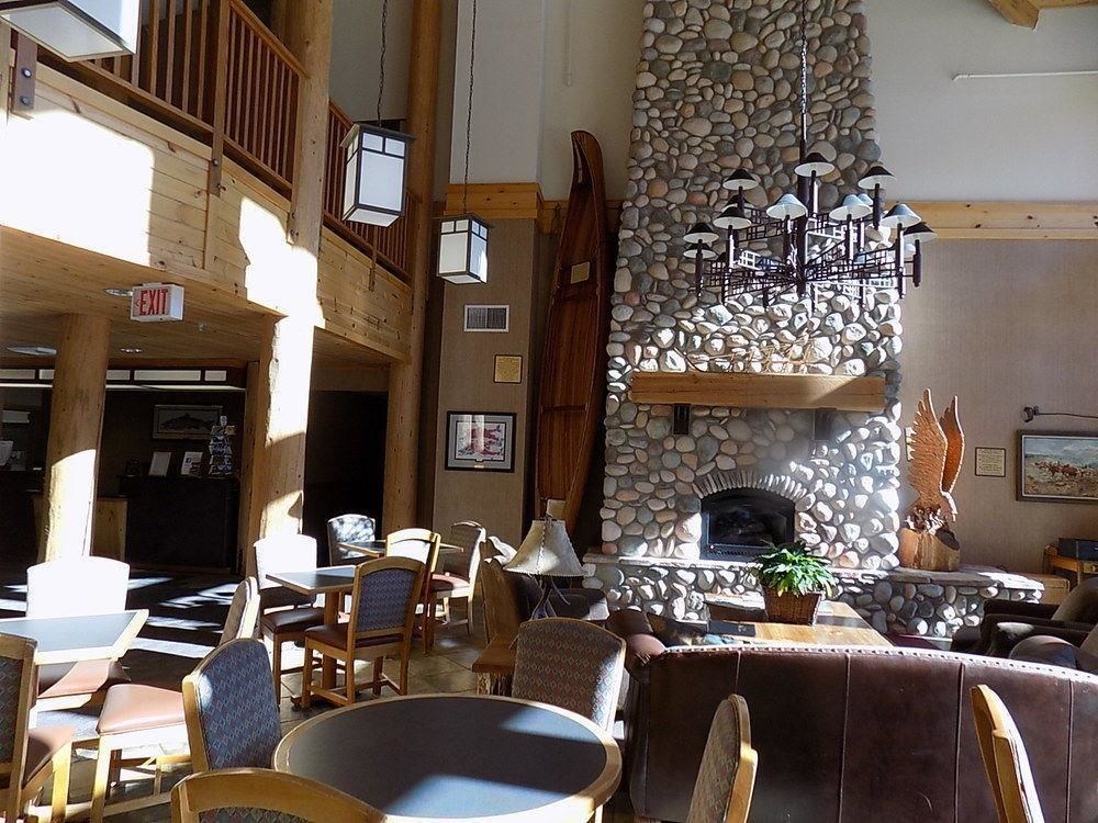 Salmon Rapids Lodge