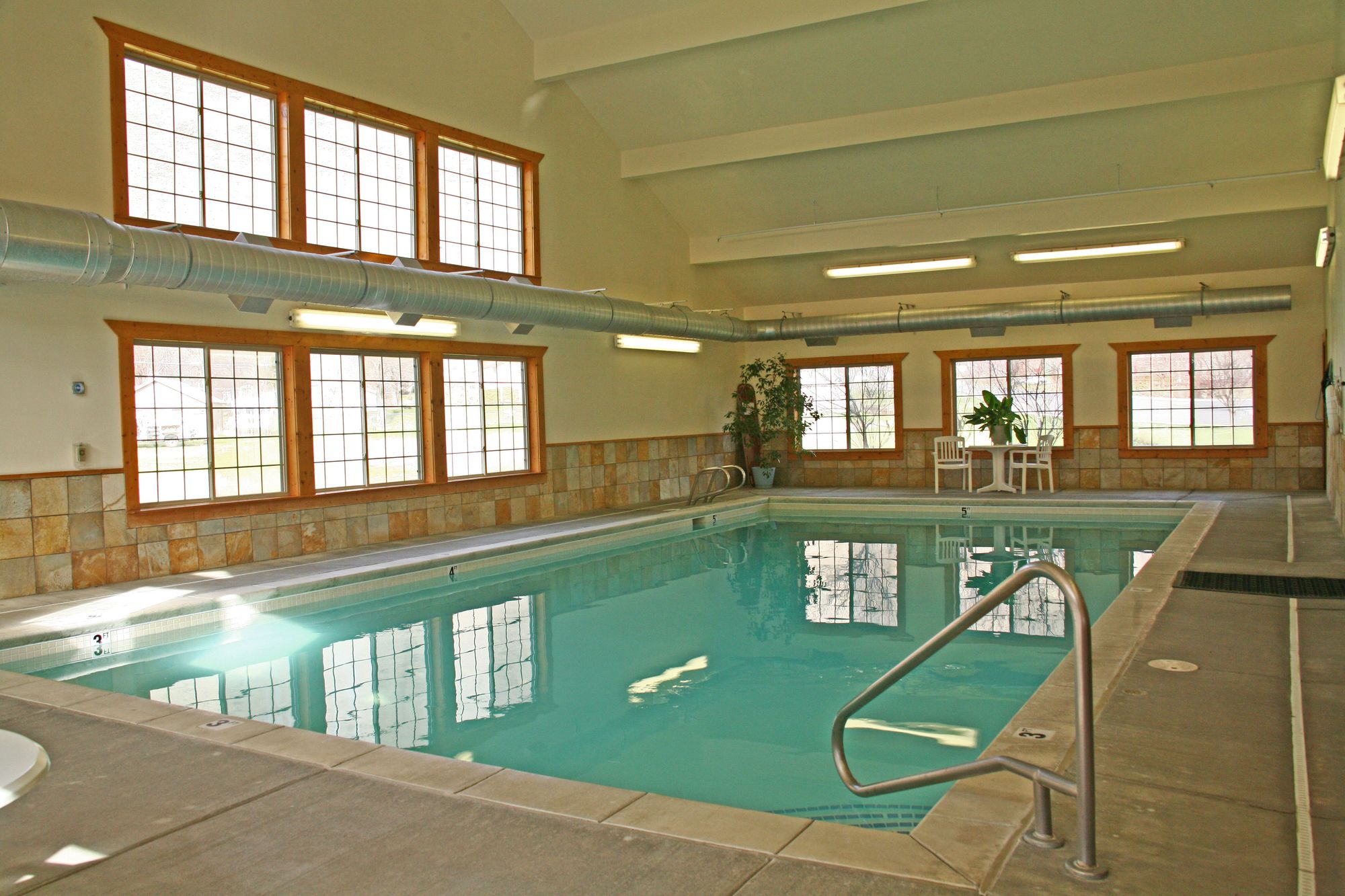 Salmon Rapids Lodge