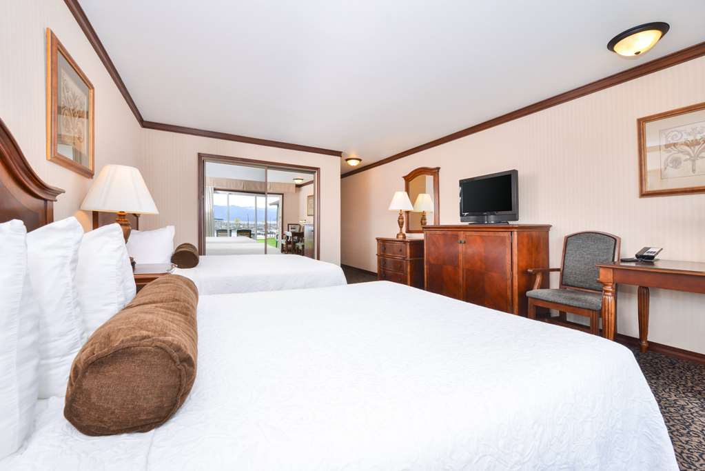 Best Western Edgewater Resort