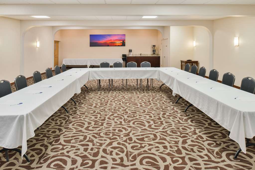 Best Western Edgewater Resort