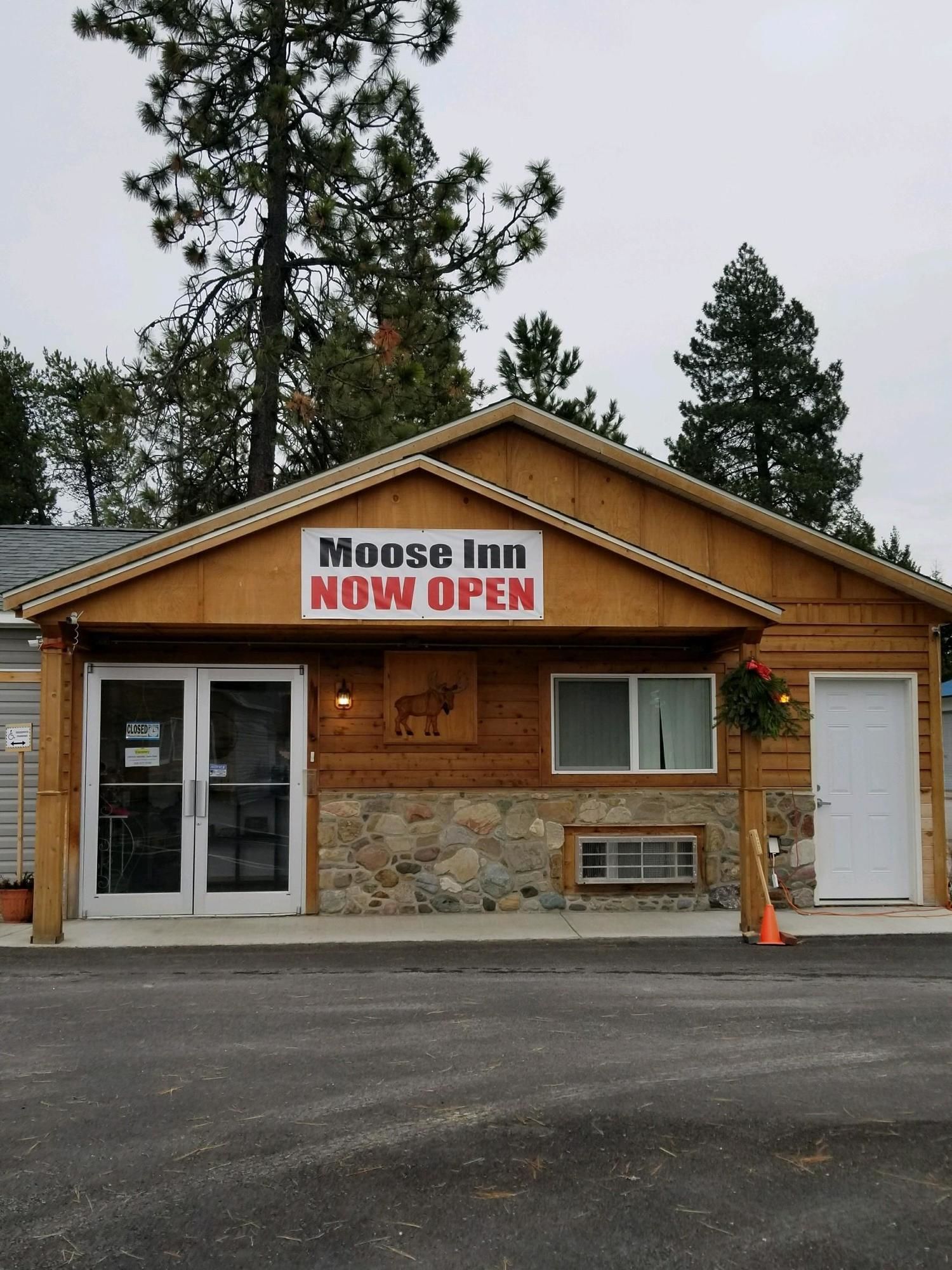 Moose Inn Motor Court