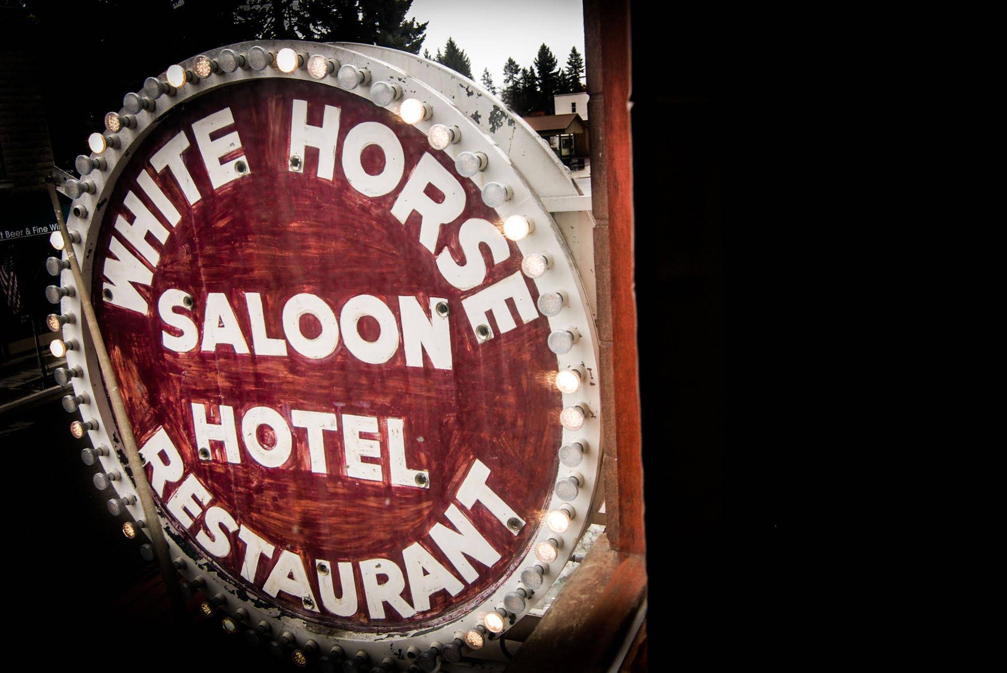 White Horse Hotel