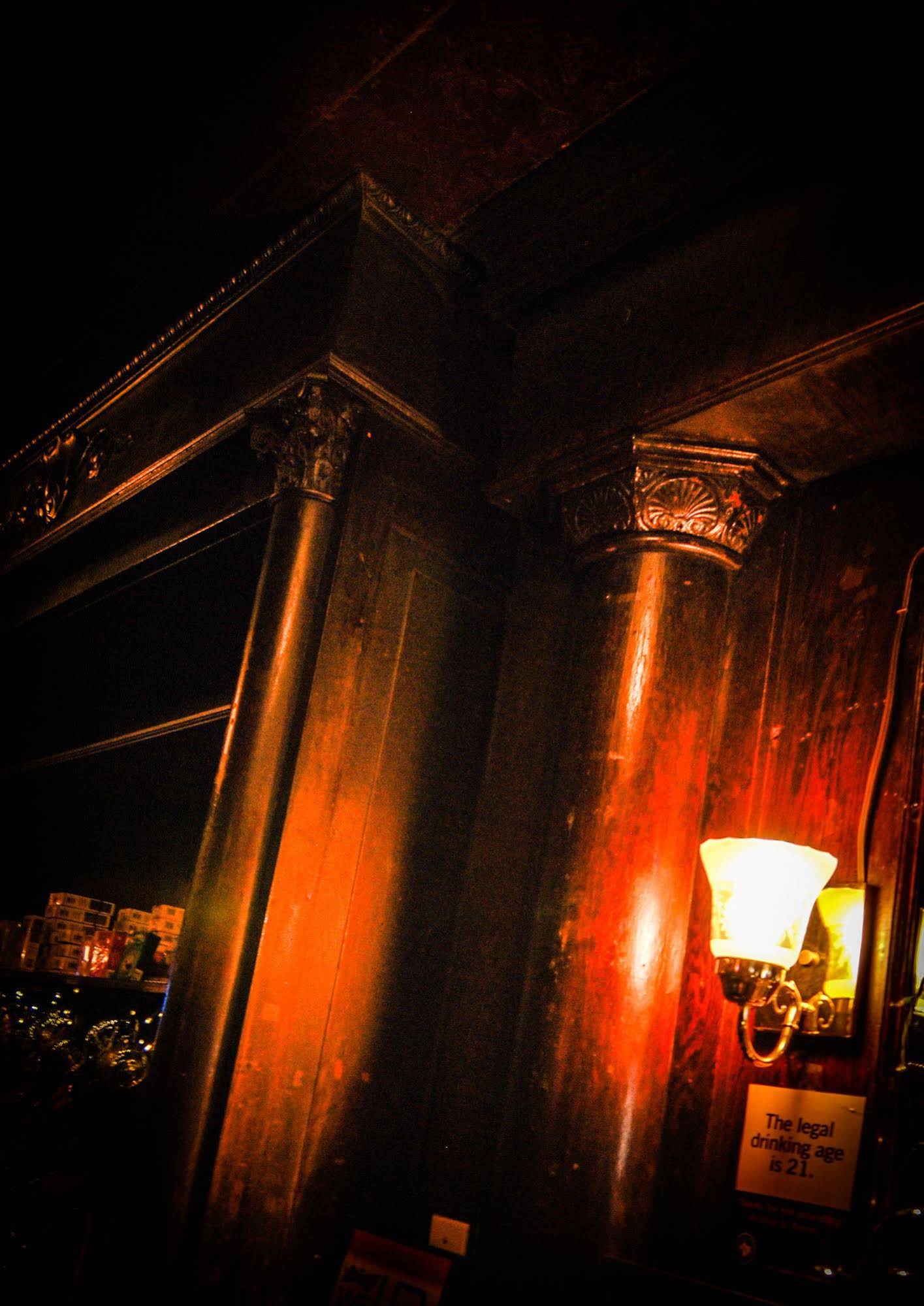 White Horse Hotel