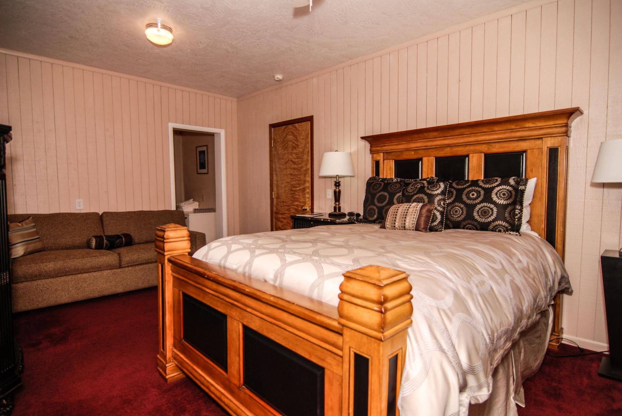 White Horse Hotel