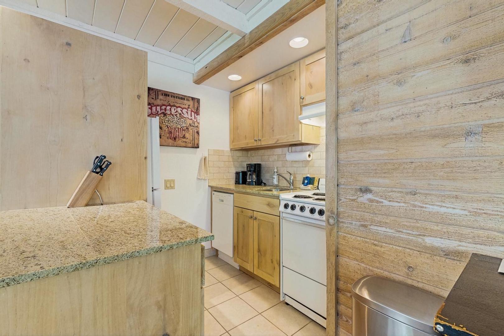 Atelier Condominiums