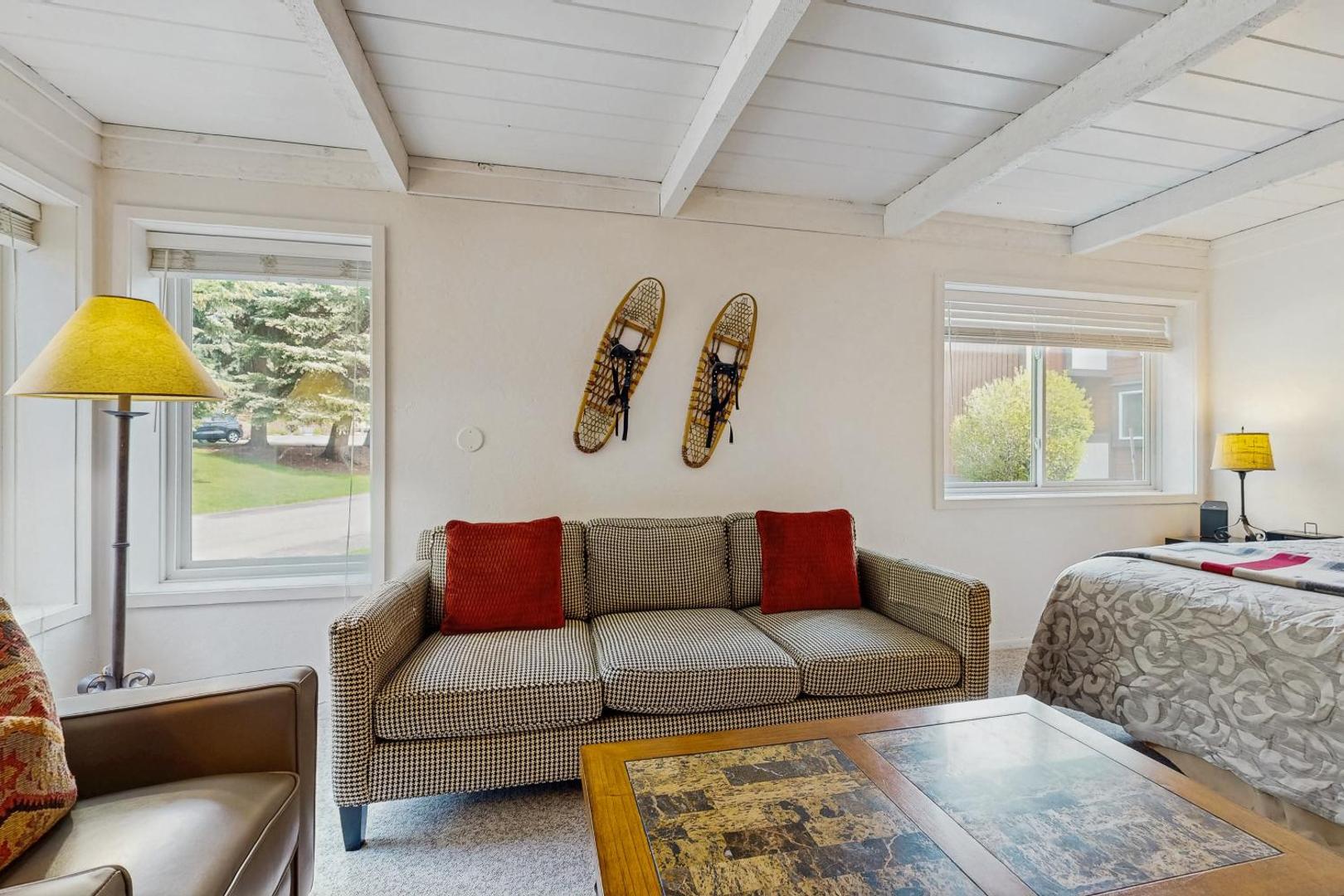 Atelier Condominiums