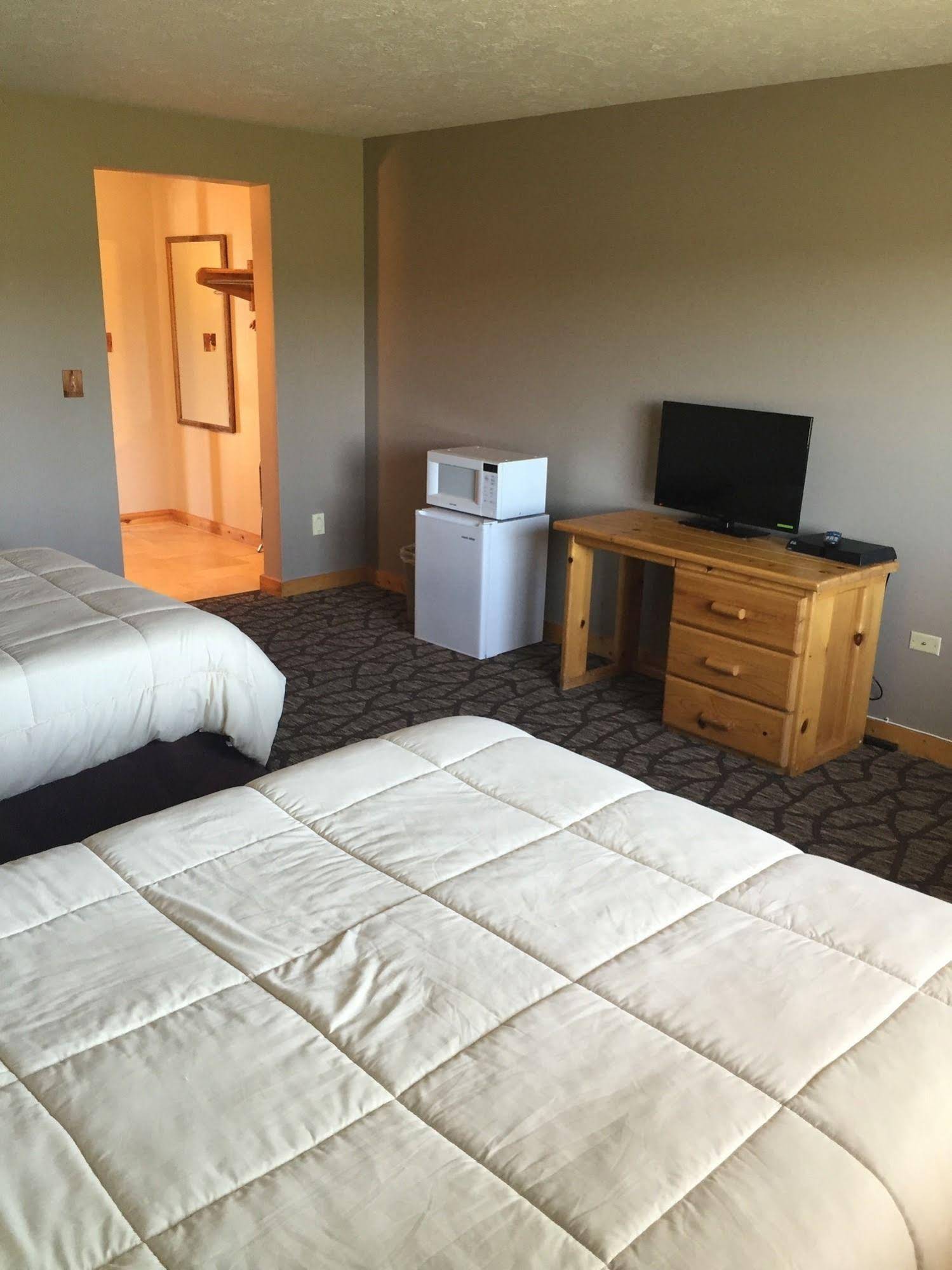 Teton Peaks Lodge & RV Park