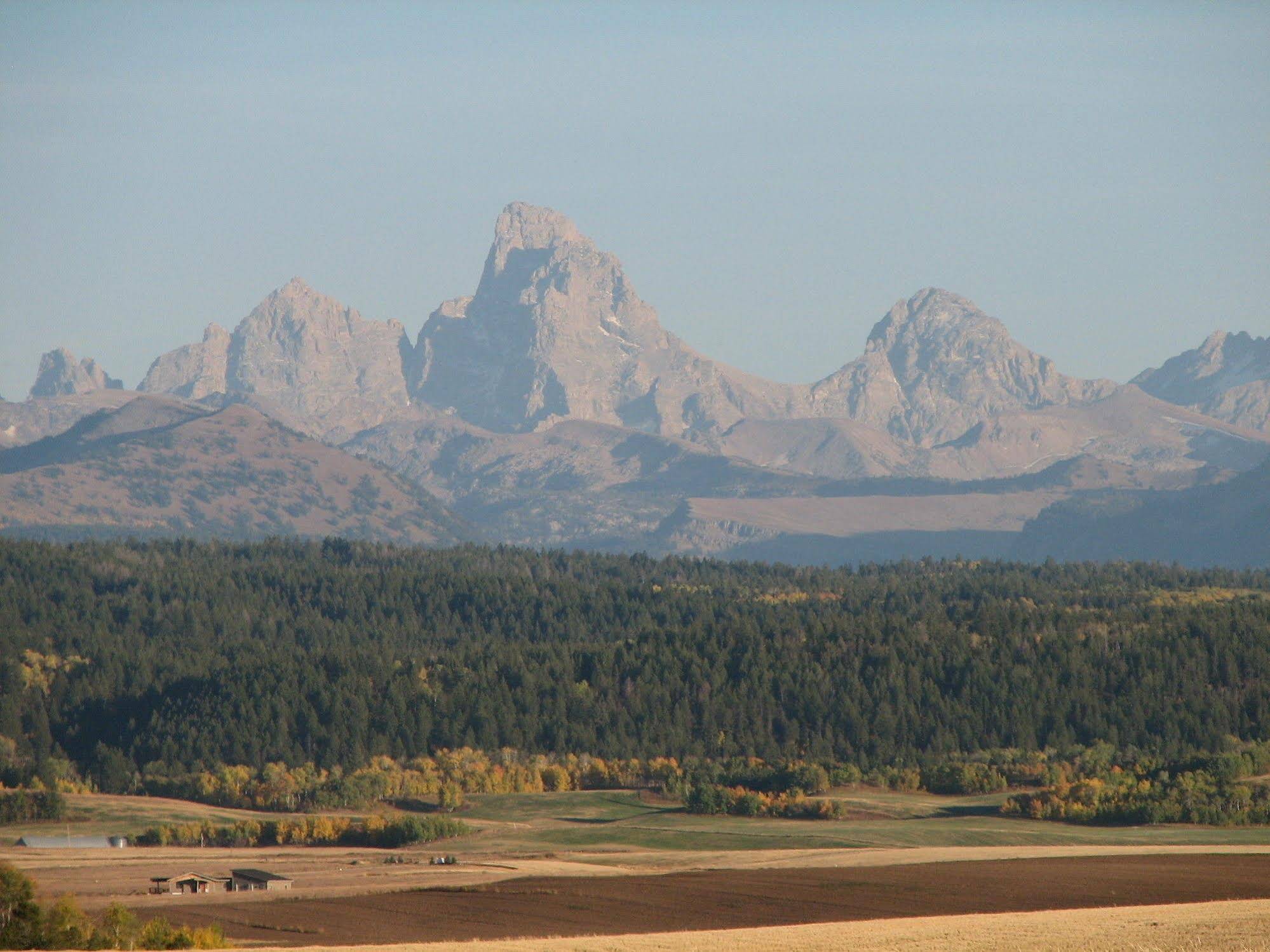 Teton Peaks Lodge & RV Park