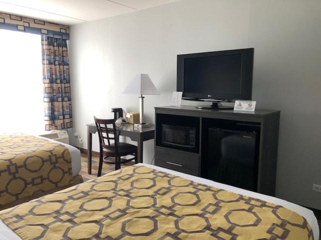 Baymont by Wyndham Addison