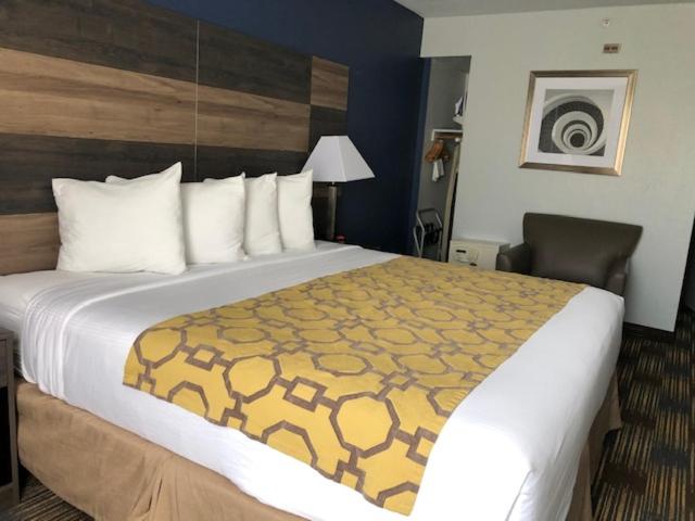 Baymont by Wyndham Addison