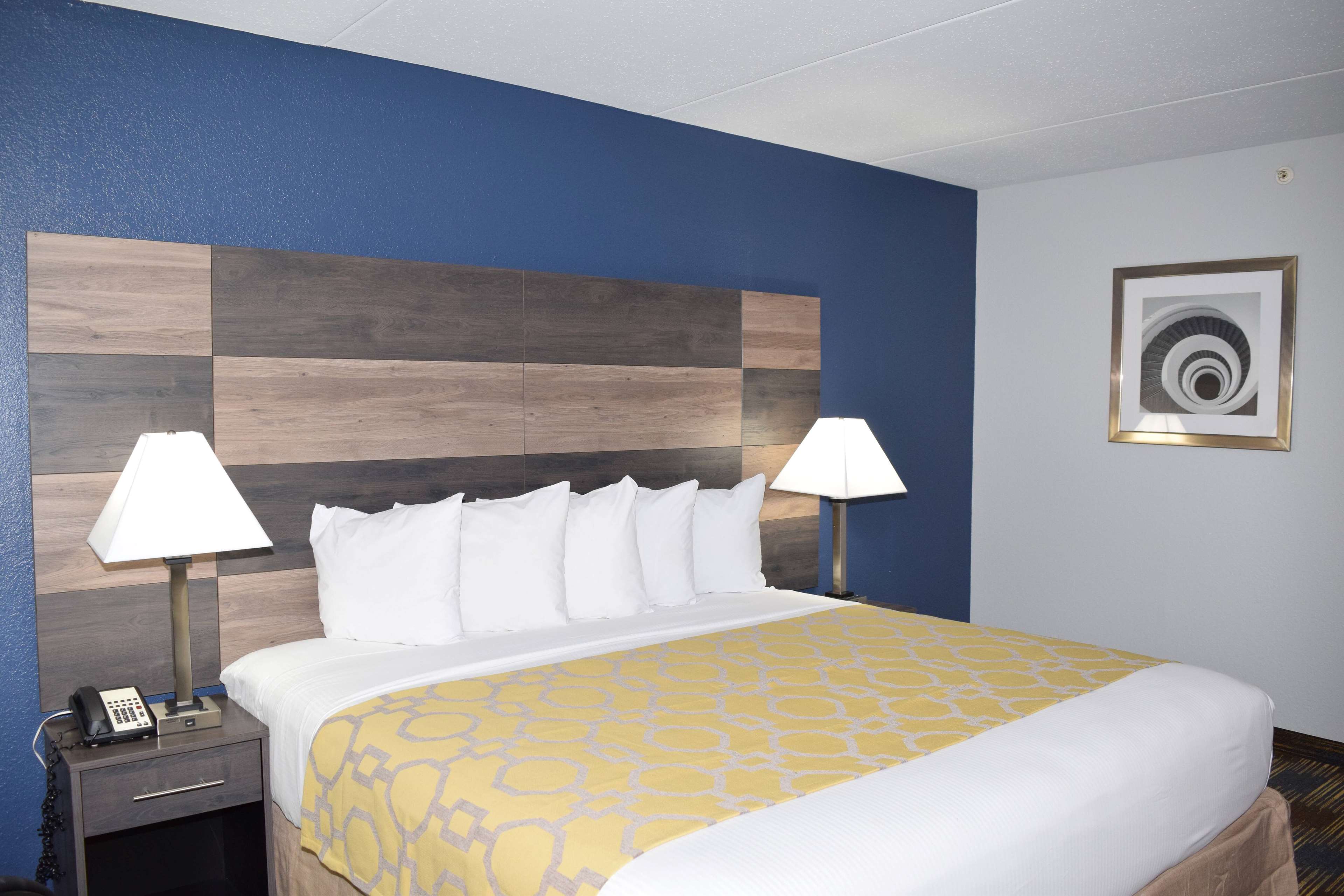 Baymont by Wyndham Addison