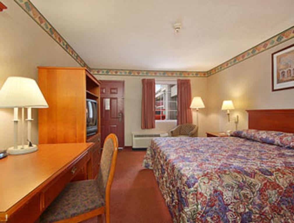 Motel 6 Alsip, IL