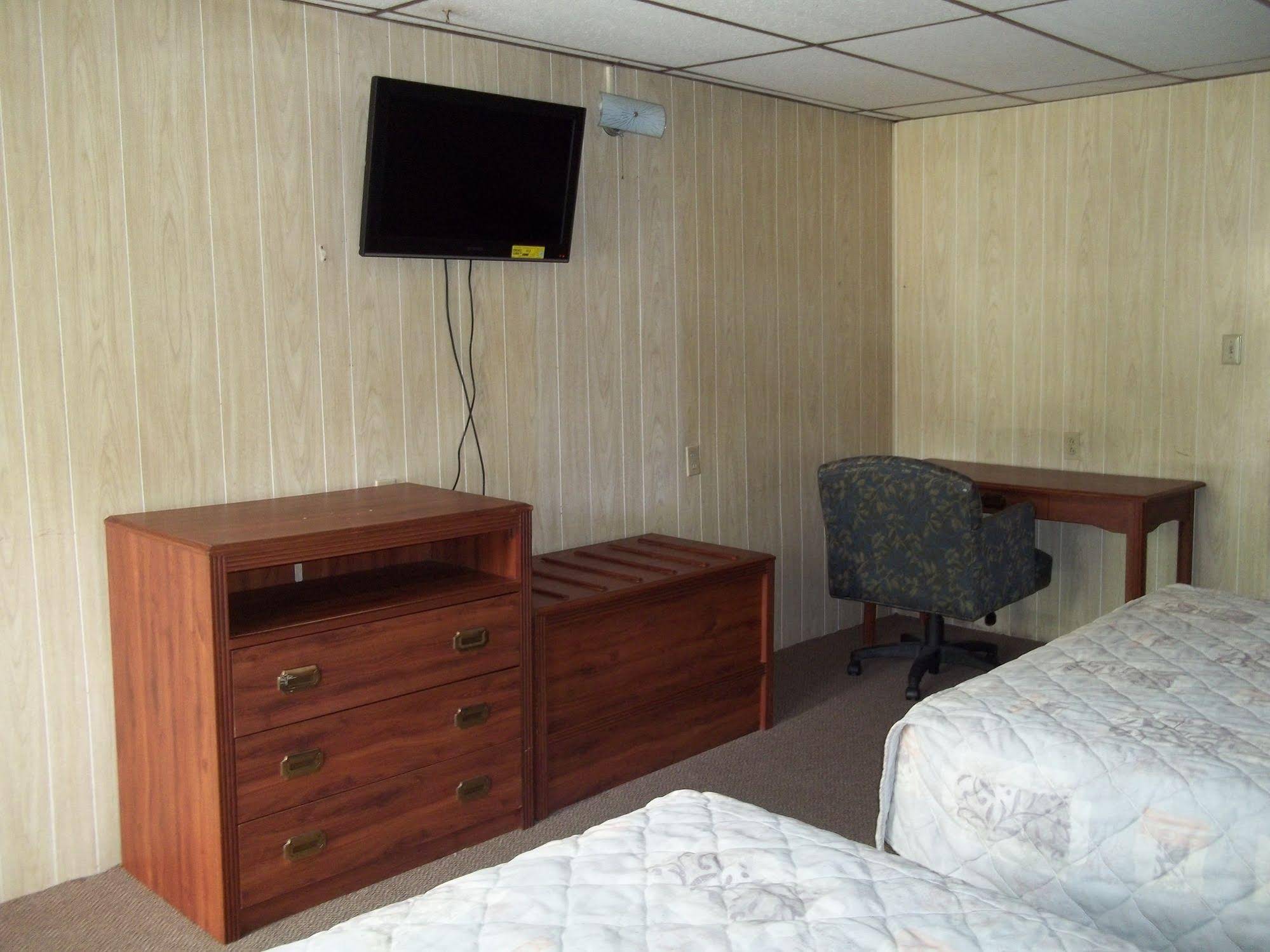 Altamont Motel