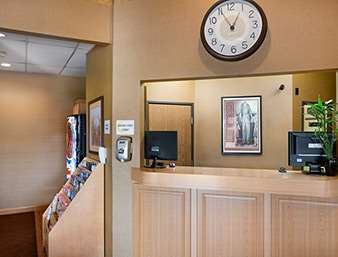 Super 8 by Wyndham Alton