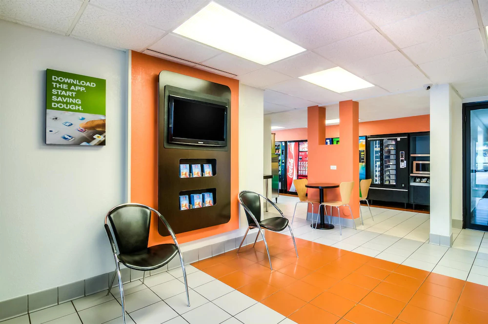 Motel 6 Chicago North Central-Arlington Heights