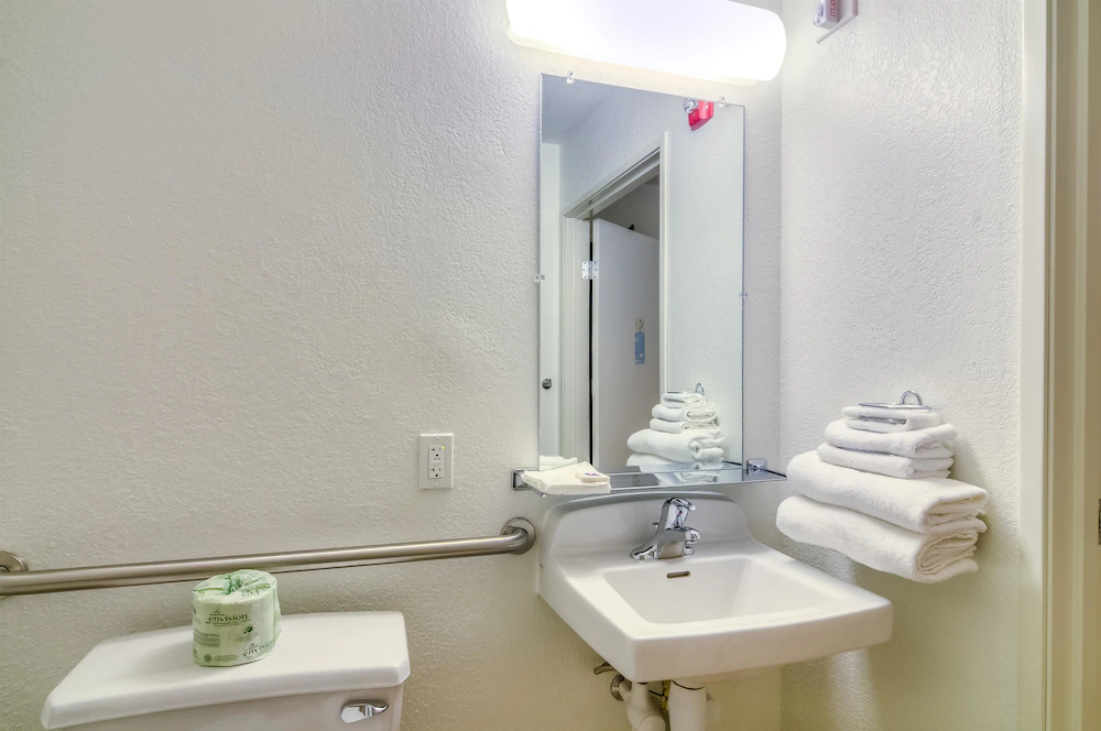 Motel 6 Chicago North Central-Arlington Heights