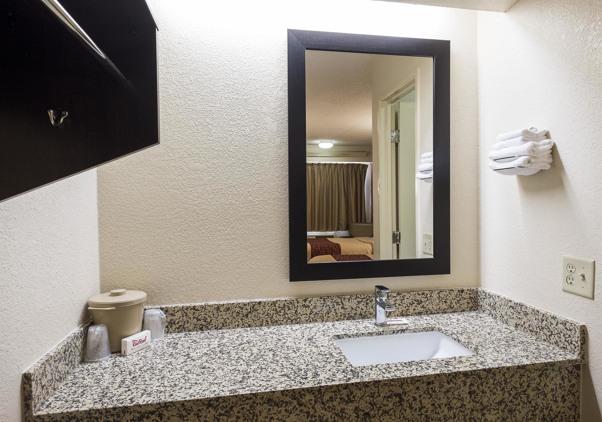 Red Roof Inn Chicago-O'Hare Airport/Arlington Heights
