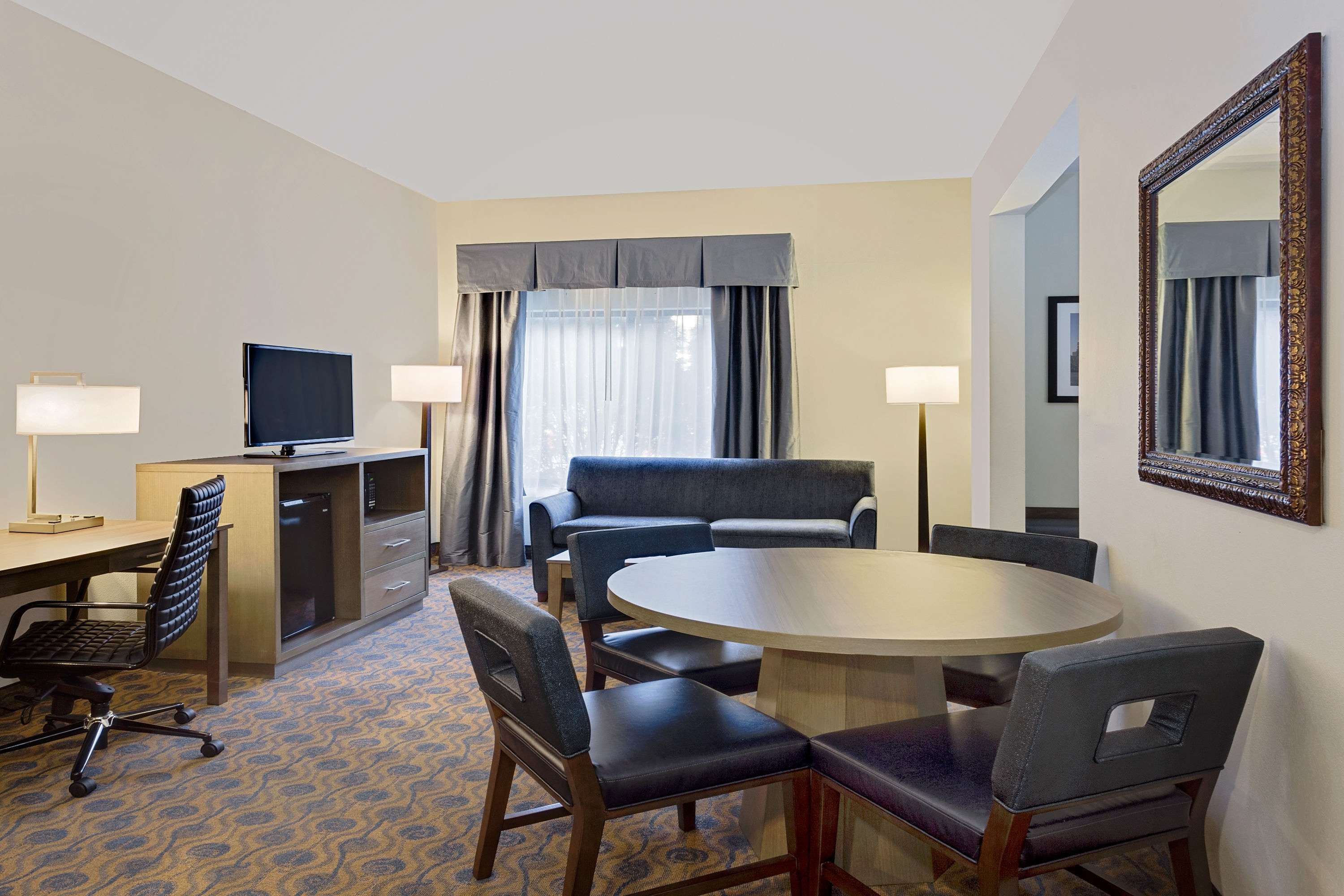 Comfort Inn & Suites Arlington Heights - Schaumburg