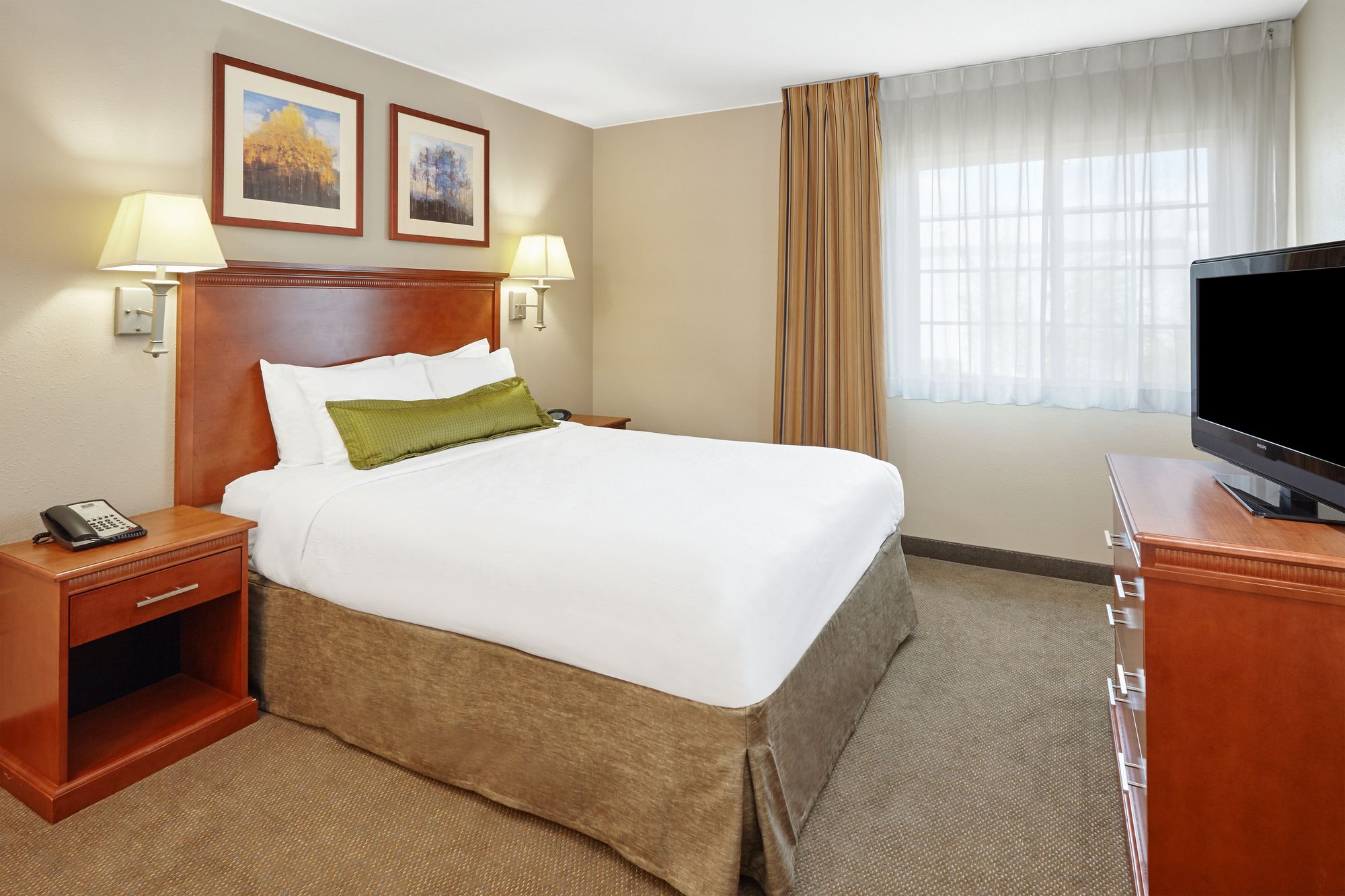 Candlewood Suites Aurora - Naperville